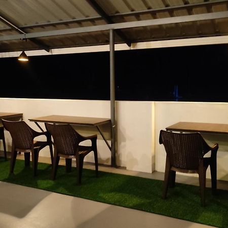 Happy Buddha S4 Aparthotel Varkala Εξωτερικό φωτογραφία